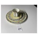 VILLEROY & BOCH PLACE SETTING