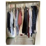 MENï¿½S CLOTHING XL