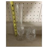CLEAR CUT GLASS DECANTER WITH STOPPER FEATURING