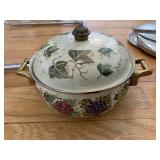 ENAMELWARE COVERED POT WITH DOMED LID FEATURING
