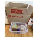 CLEAR PLASTIC STORAGE CONTAINER WITH WHITE LID