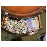 LARGE ASSORTMENT THREAD AND NEEDLES