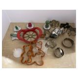 COLLECTION OF KITCHEN UTENSILS INCLUDING RED AND