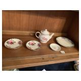 MINI TEA POT AND SERVING ACCENTS