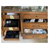 HUGE LOT OF MENï¿½S ATHLETIC SOCKS NEW BOTH BLACK