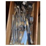 FLATWARE IN DRAWER