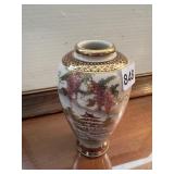 CHINESE VASE
