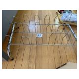 CHROME-PLATED WIRE WALL RACK WITH HORIZONTAL BARS