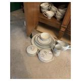 NORITAKE CHINA MAYFAIR PATTERN, SERVICE FOR 12