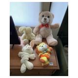 VINTAGE PLUSH STUFFED ANIMALS