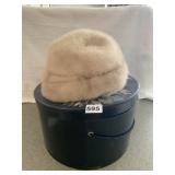 FORECAST LADIES FUR HAT WITH ORIGINAL BOX