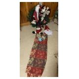 FABRIC SANTA CLAUS FIGURE WITH ARTIFICIAL