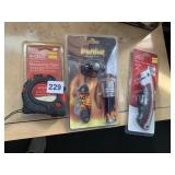 NEW TAPE MEASURE, KNIFE AND FLASHLIGHT SET
