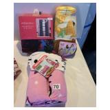 DISNEY HOODED PONCHO, HELLO KITTY HOODED TOWEL