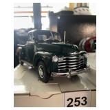 DANBURY MINT - 1958 CHEVROLET PICKUP, 1/24 SCALE