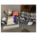 PICNIC INSULATED BAG, BOWL, TABLE CLOTH, YARN