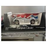 ERTL EUROPEAN CLASSICS - 1948 JAGUAR XK120, 1:18