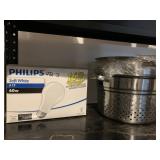 PHILIPS SOFT WHITE LIGHT BULBS, LIFT OUT INSERT