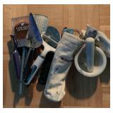 KITCHEN UTENSILS ASSORTMENT - CHICAGO CUTLERY,