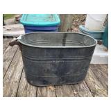 GALVANIZED METAL OVAL TUB W/ HANDLES.