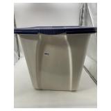 PLASTIC STORAGE CONTAINER W/ LID.
