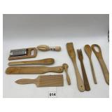 WOOD KITCHEN UTENSILS, METAL GRATER, CITRUS