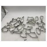 METAL COOKIE CUTTERS, ASSORTED SHAPES, BAKING