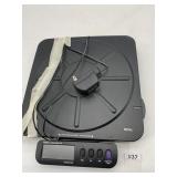 ROYAL DIGITAL 400LB CAPACITY, W/ REMOTE DISPLAY,