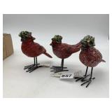FROSTED RED CARDINAL DECORATIVE FIGURINES, WREATH