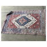 AREA RUG, PERSIAN STYLE MEDALLION, TRIBAL MOTIFS,