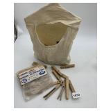 CANVAS CLOTHESPIN BAG, WOODEN SPRING CLOTHESPINS,