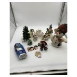 K & M INTERNATIONAL GLITTERING SNOW FLAKES, PLUSH