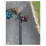 COLORFUL METAL WIND SPINNER, IRIDESCENT LEAF