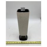 RECTANGULAR CREAM TEXTURED VASE, BLACK INTERIOR,