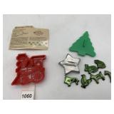 ASSORTED PLASTIC & METAL COOKIE CUTTERS,