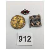 1934 GERMAN TINNIE DAY OF LABOR BADGE GERMAN
