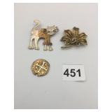 ARTISAN CAT PIN SILVER TONE AND BRASS MEDALLION