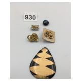 PINS DOUBLE HORSE SHOE ELEPHANT DONKEY GULF