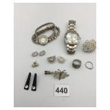 WRISTWATCHES LADIES QUARTZ RHINESTONE TRIPLE BAND