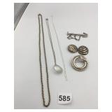 PINS SHOVEL WITH CHARMS CIRCLE PIN SILVER TONE