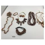 NECKLACES BEADED POLISHED STONE WITH MATCHING