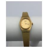 SEIKO WRISTWATCH LADIES GOLD TONE 9N2525