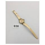 CHALET VINTAGE WRISTWATCH SWISS MADE WHITE BAND