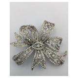 CINER RHINESTONE BOW PIN 2" SILVER TONE