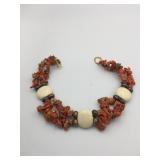 CHOKER NECKLACE WITH CORAL BRANCH AND STONE