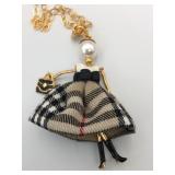 PENDANT NECKLACE FASHIONABLE LADY WITH PURSE