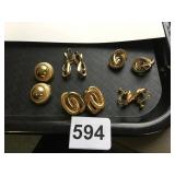 GROUP OF GOLD TONE EARRINGS