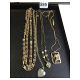 PENDANT NECKLACES FEATHER PENDANT AVON OTHERS