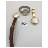 WRIST WATCHES ONE WITH BROKEN BAYONNE QUARTS GOLD