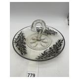 CLEAR GLASS SERVING PLATE W/ CENTRAL SWAN-SHAPED